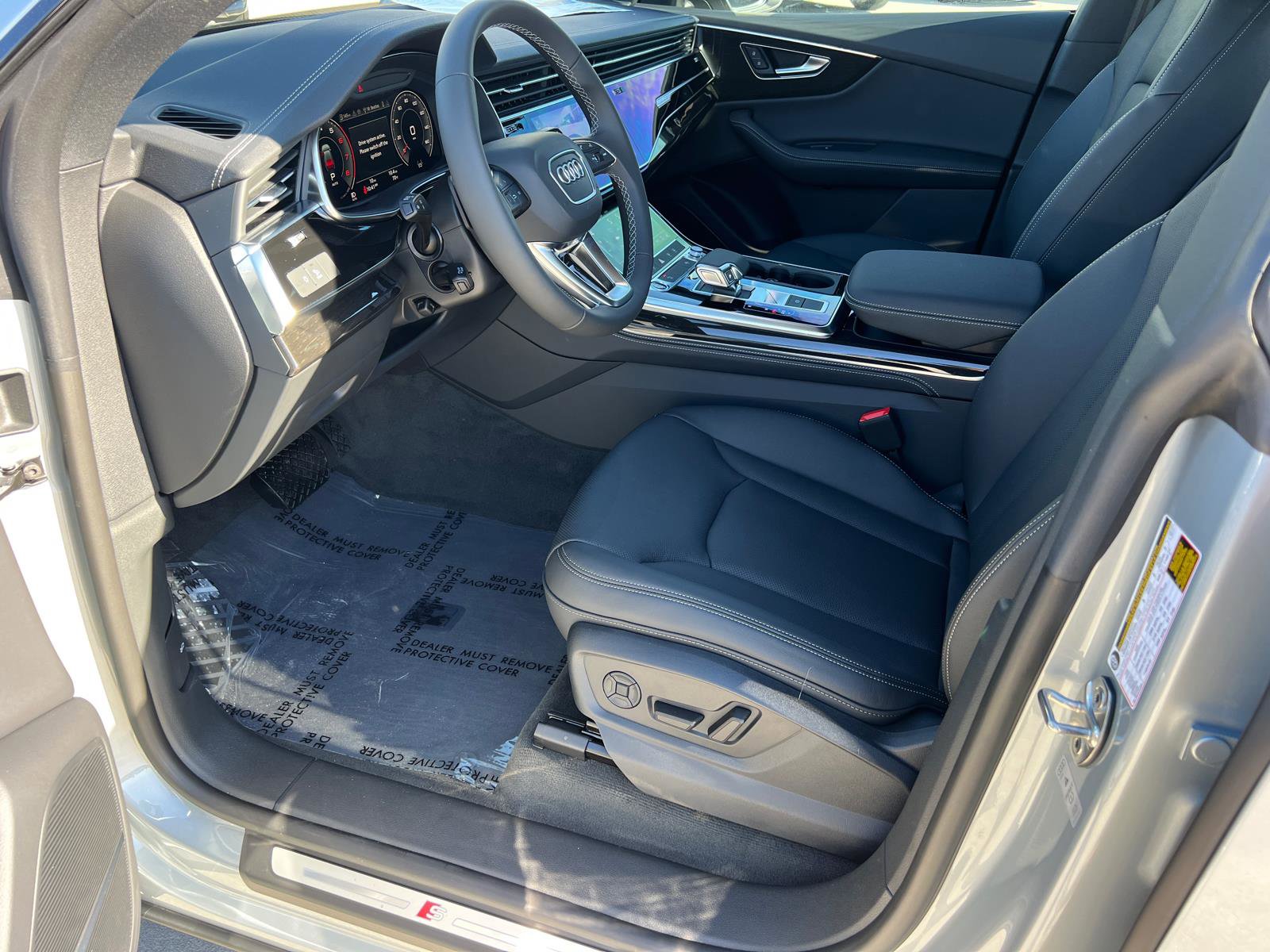 New 2025 Audi Q8 Premium Plus image 9