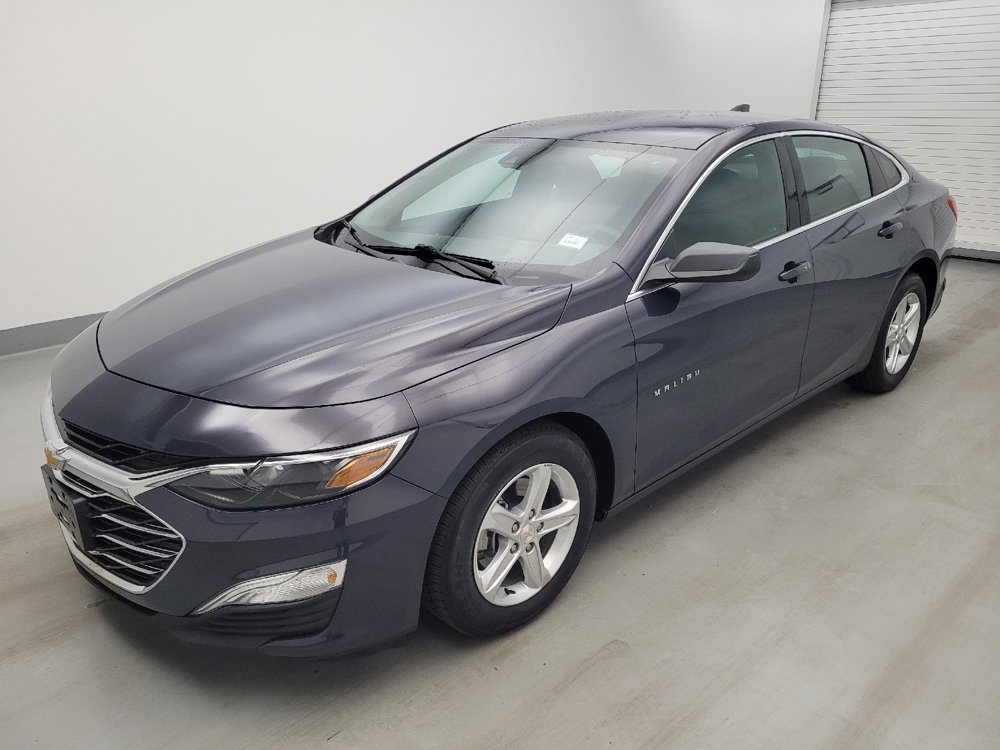 Used 2025 Chevrolet Malibu LS FWD image 2
