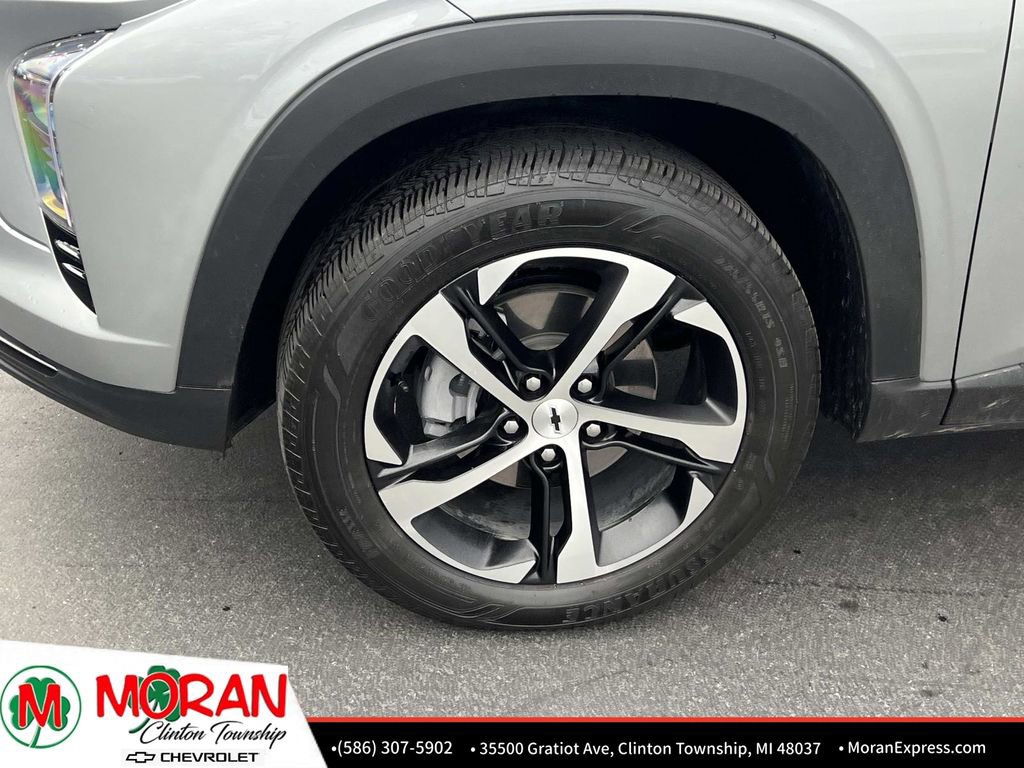 Certified 2024 Chevrolet Trax RS w/ Driver Confidence Package FWD image 10