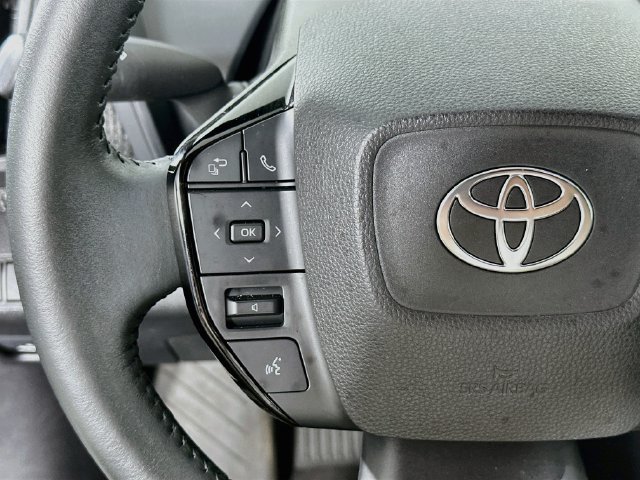 Used 2024 Toyota bZ4X AWD w/ Weather Package image 22