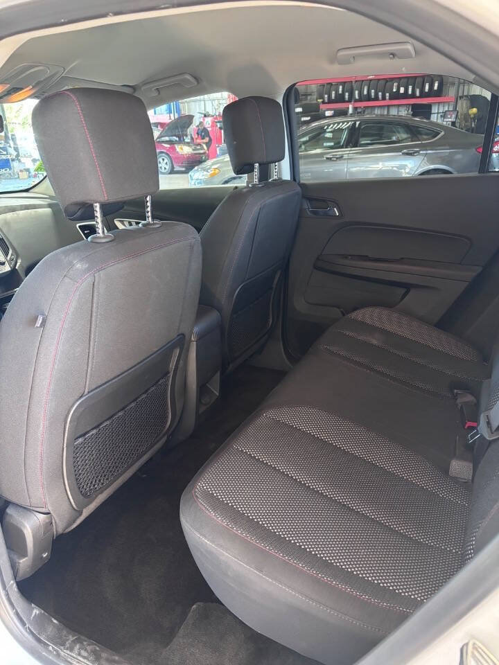Used 2017 Chevrolet Equinox LS AWD/4WD image 8
