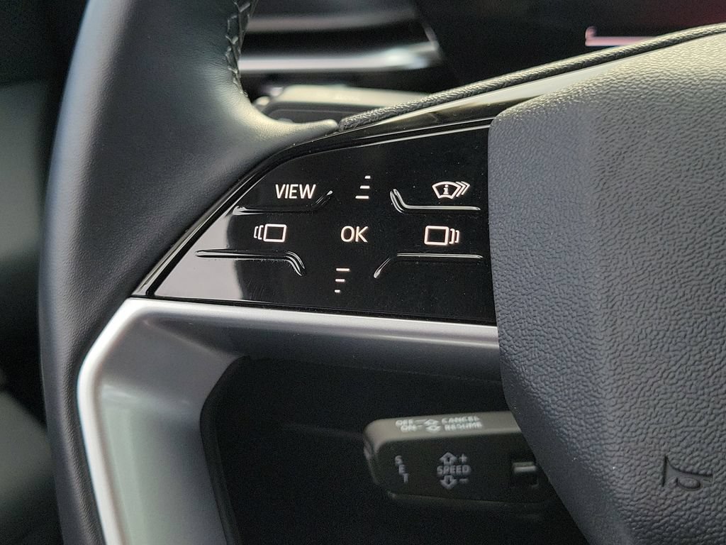 Certified 2025 Audi Q5 Premium w/ Premium Plus AWD/4WD image 9