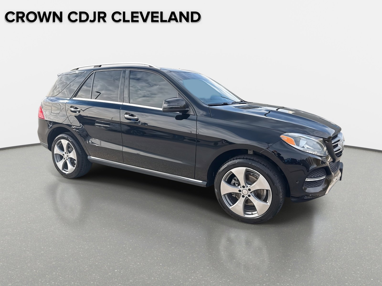 Used 2016 Mercedes-Benz GLE 350 image 2