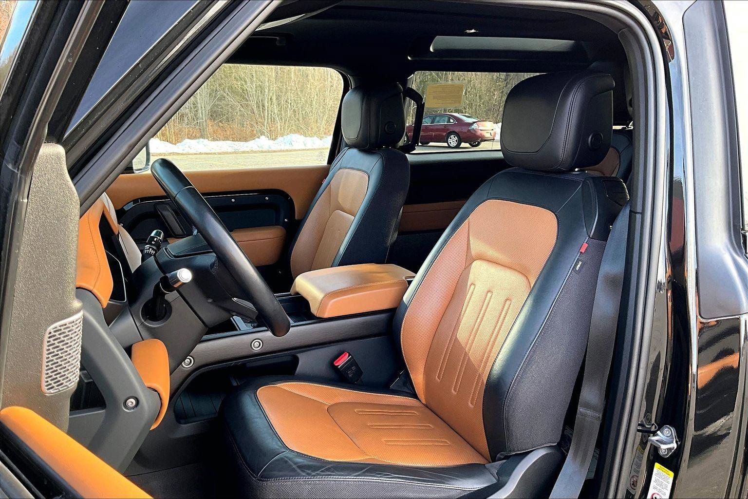 Used 2021 Land Rover Defender 90 X image 18