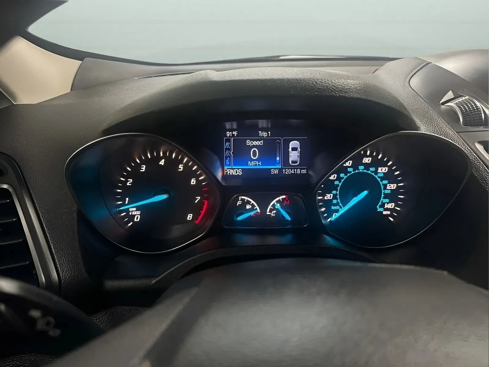 Used 2016 Ford Escape SE w/ Equipment Group 201A FWD image 18