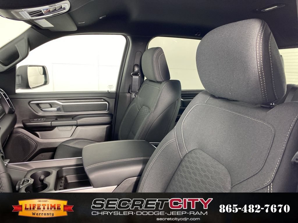 New 2026 RAM 1500 Big Horn AWD/4WD image 10