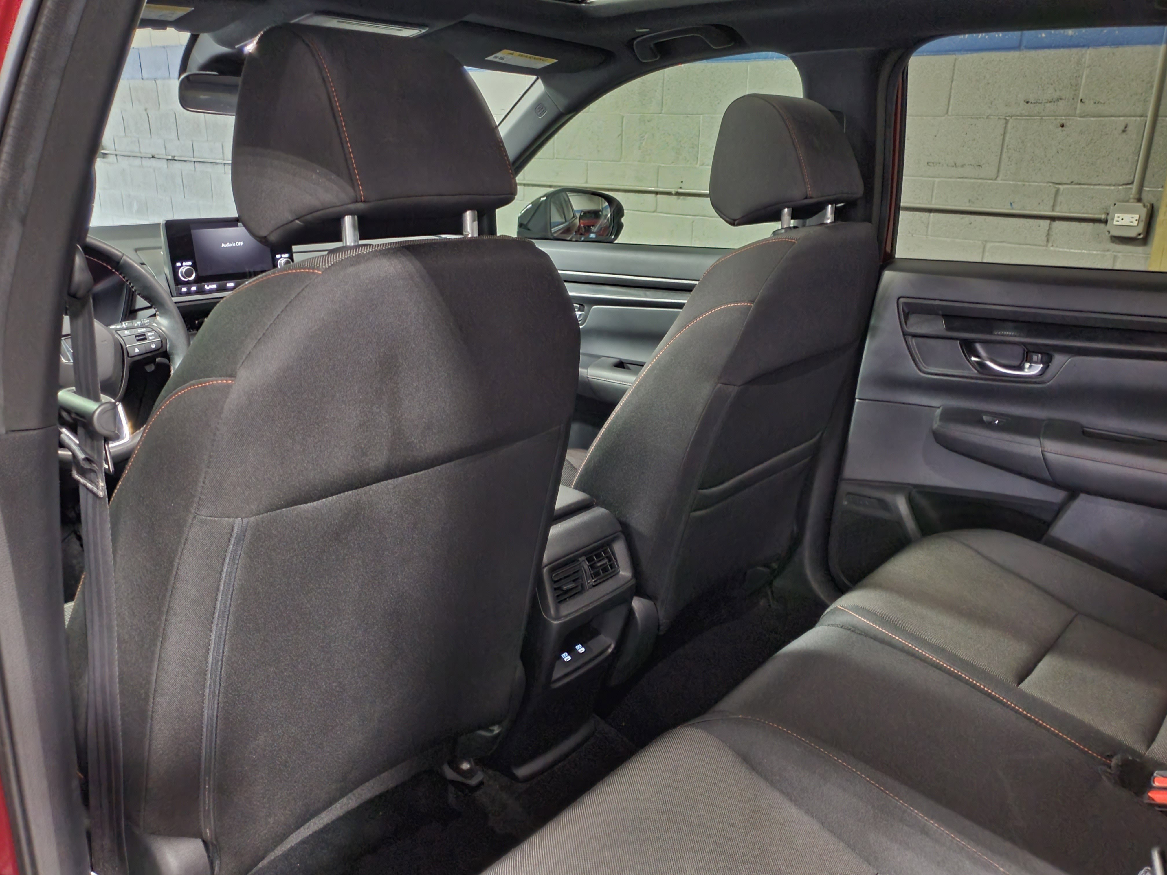 Used 2024 Honda CR-V Sport image 11