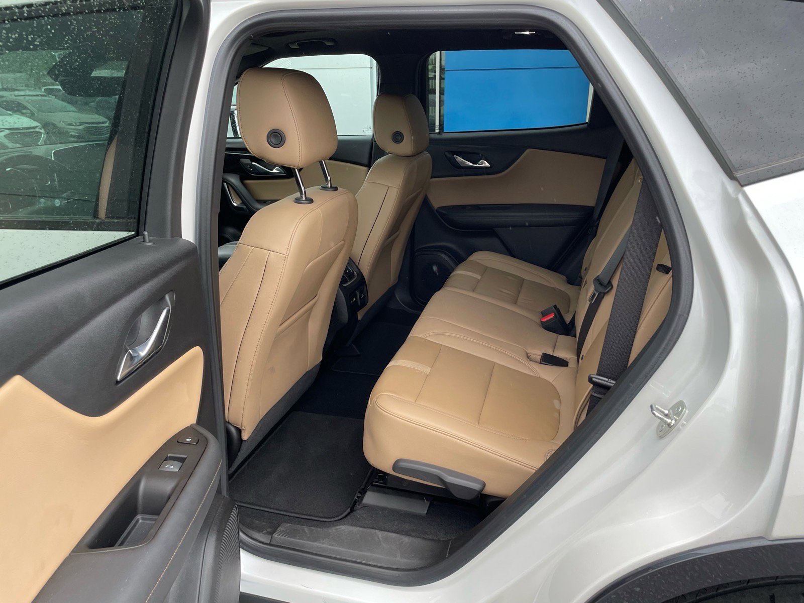 Used 2023 Chevrolet Blazer Premier w/ Driver Confidence II Package FWD image 17