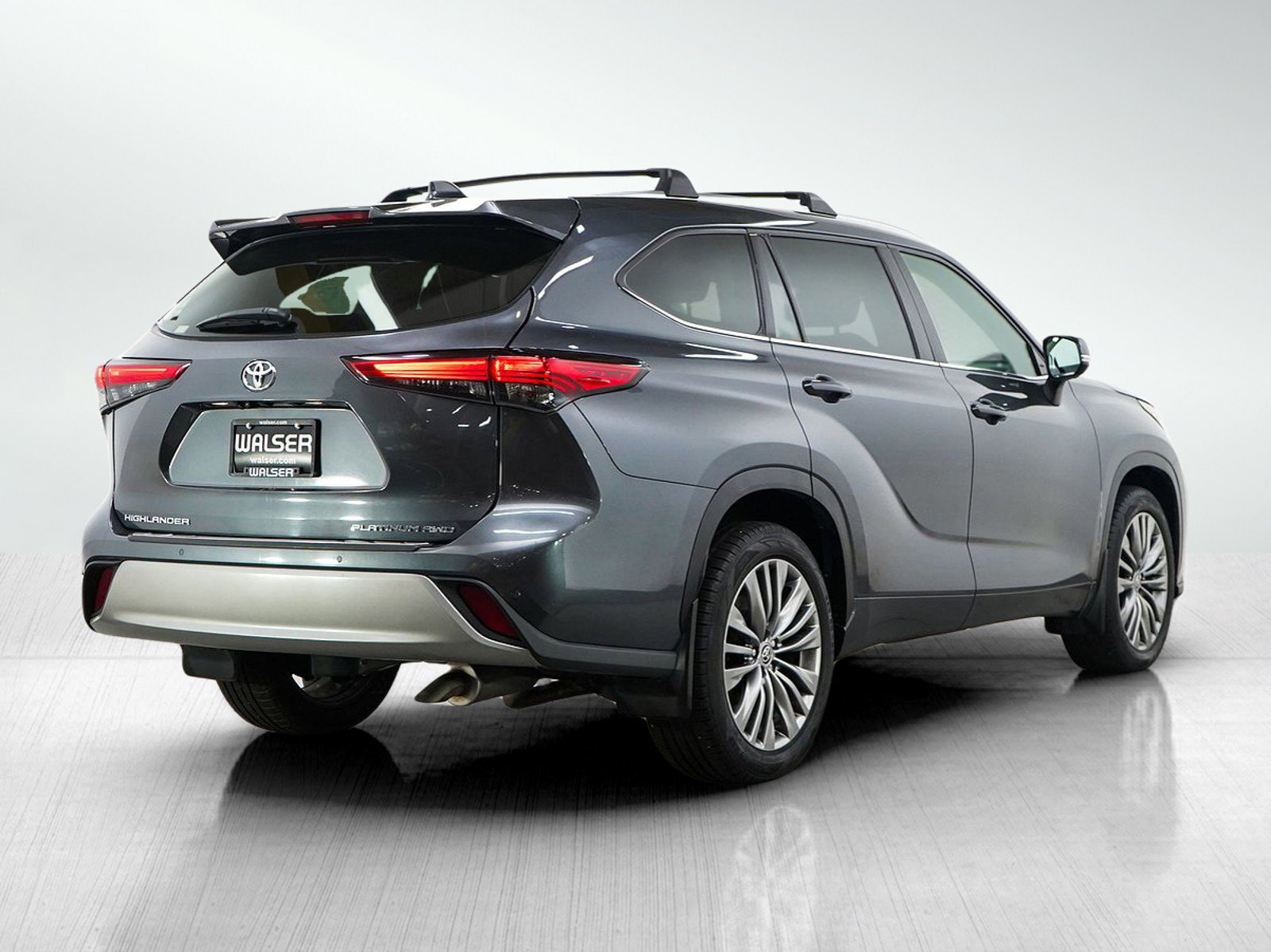 Used 2020 Toyota Highlander Platinum AWD/4WD image 5