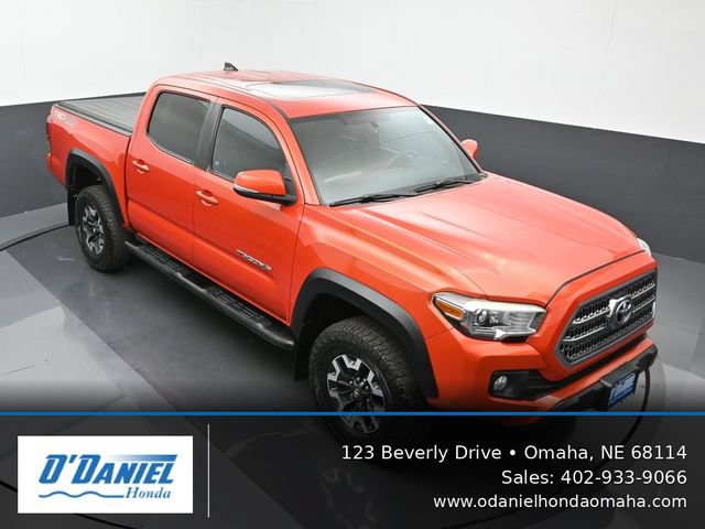 Used 2016 Toyota Tacoma TRD Off-Road AWD/4WD image 20