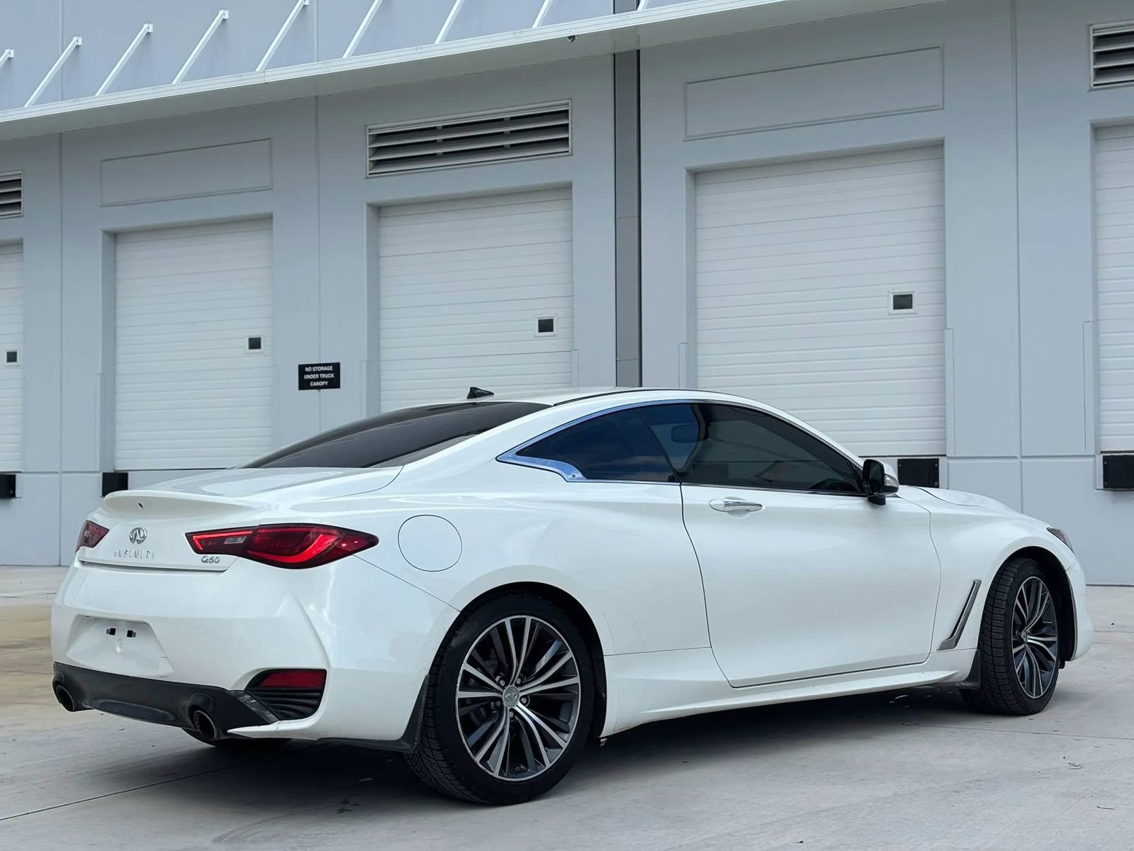 Used 2019 INFINITI Q60 3.0t Luxe w/ Essential Package image 14