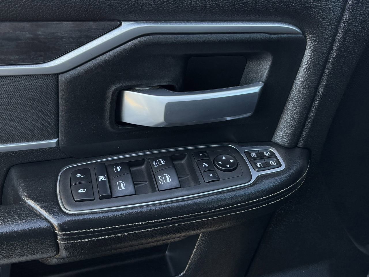 Used 2024 RAM 2500 Big Horn image 25