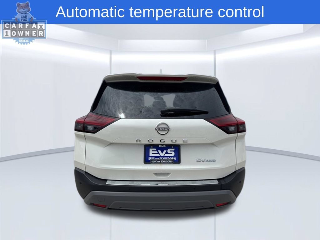 Used 2023 Nissan Rogue SV AWD/4WD image 4