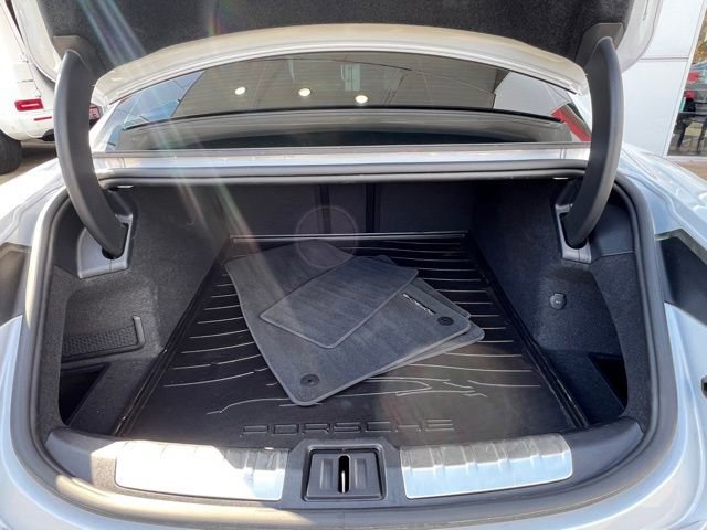 Used 2023 Porsche Taycan 4S w/ Premium Package image 26