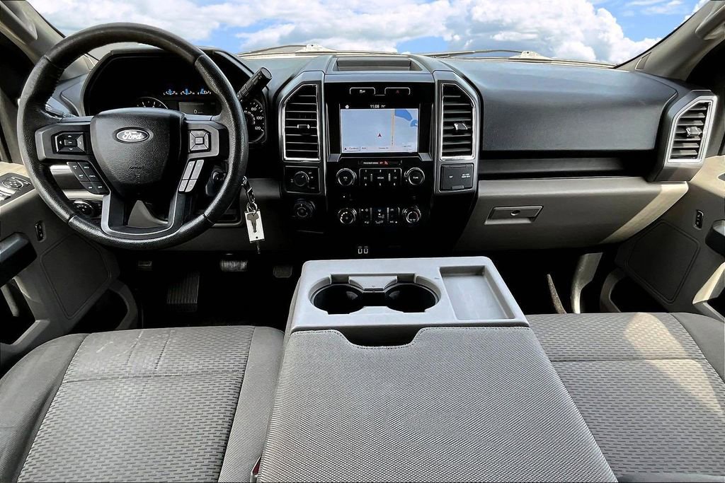 Used 2016 Ford F150 XLT w/ Equipment Group 302A Luxury RWD image 10