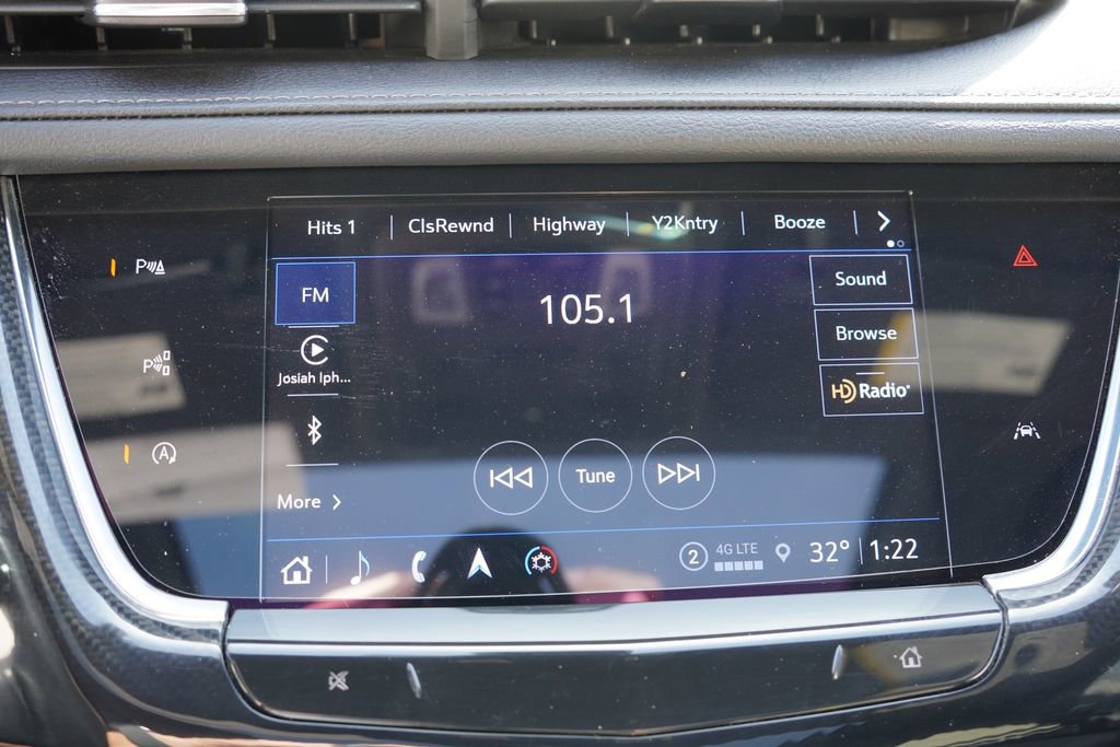 Used 2022 Cadillac XT6 Sport w/ Technology Package image 30