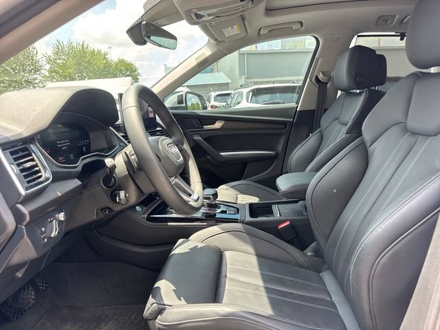 Used 2023 Audi Q5 2.0T Prestige w/ Prestige Package AWD/4WD image 13