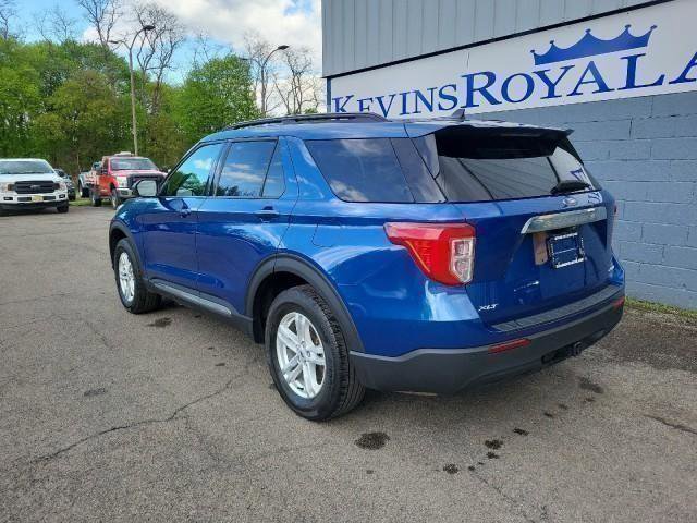 Used 2023 Ford Explorer XLT w/ Class IV Trailer Tow Package image 8