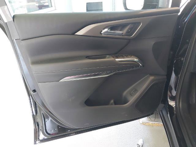 New 2026 Chevrolet Traverse LT w/ Sun and Wheel Package image 24