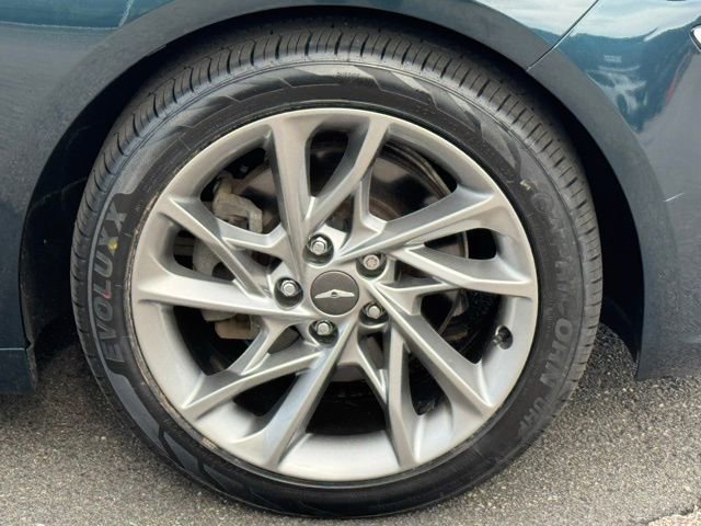 Certified 2022 Genesis G70 2.0T image 14