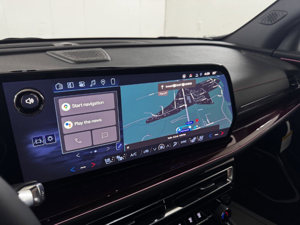 New 2026 Chevrolet Traverse RS image 42