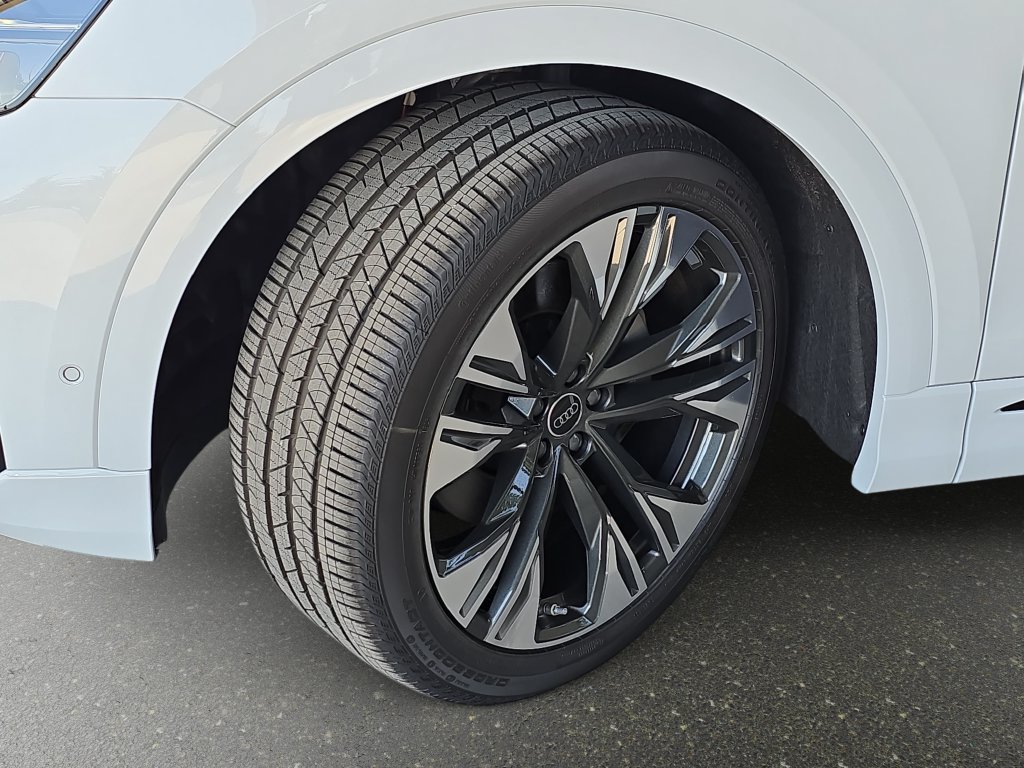 New 2026 Audi Q8 Premium Plus AWD/4WD image 31