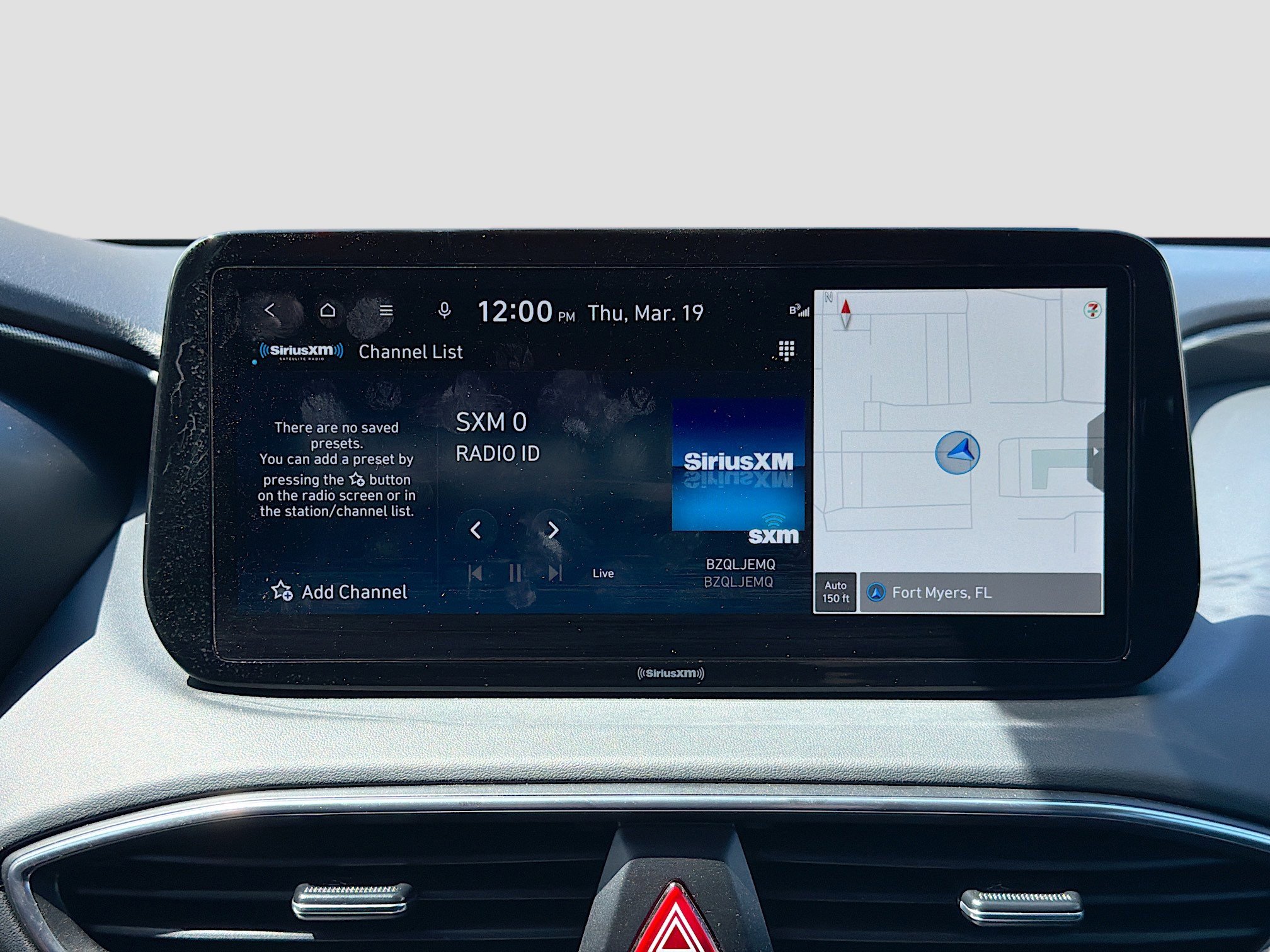 Used 2023 Hyundai Santa Fe SEL image 28