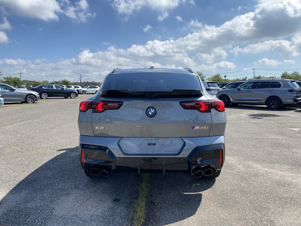 New 2026 BMW X2 M35i image 3