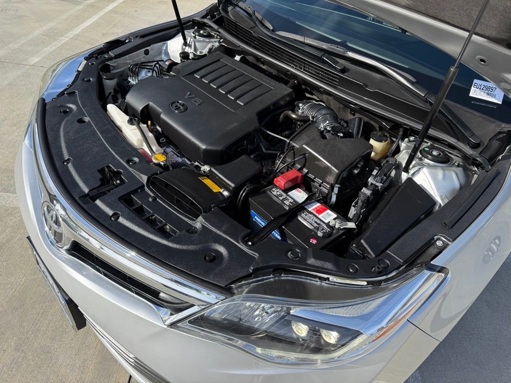 Used 2014 Toyota Avalon Limited image 5