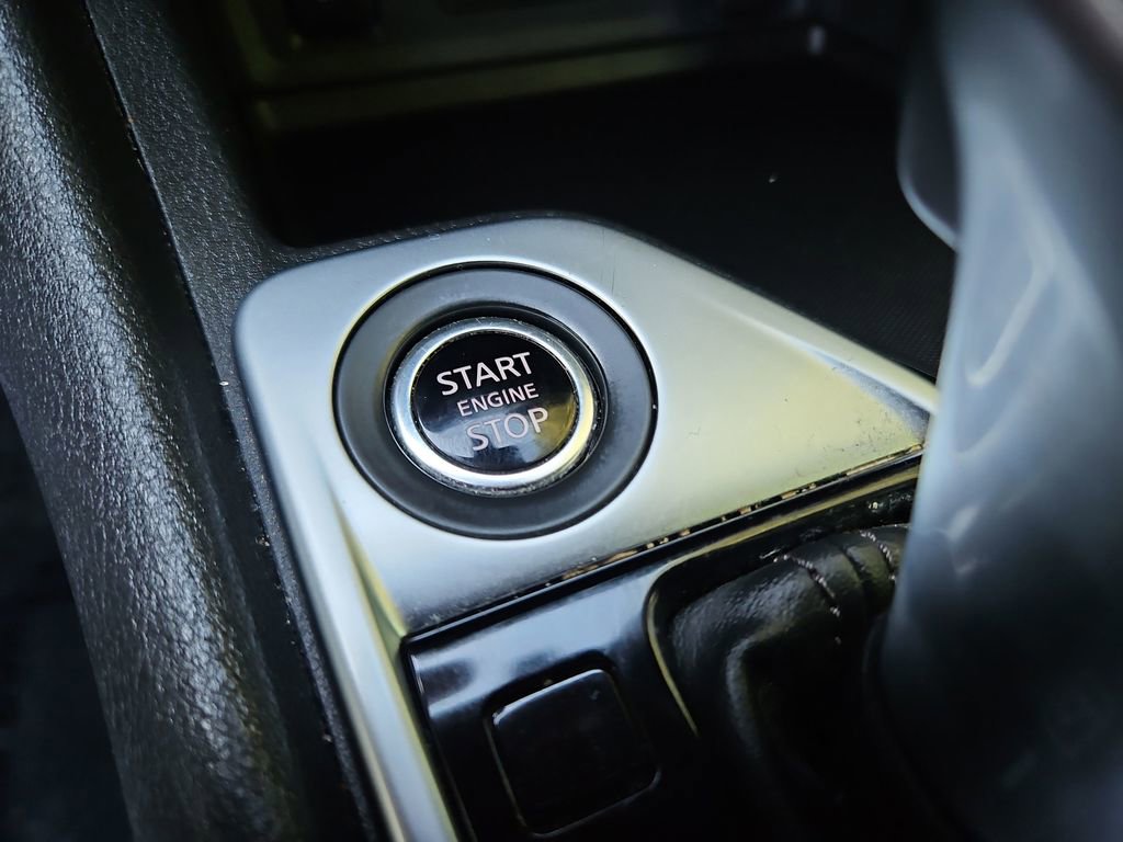 Used 2024 Nissan Sentra SV FWD image 20