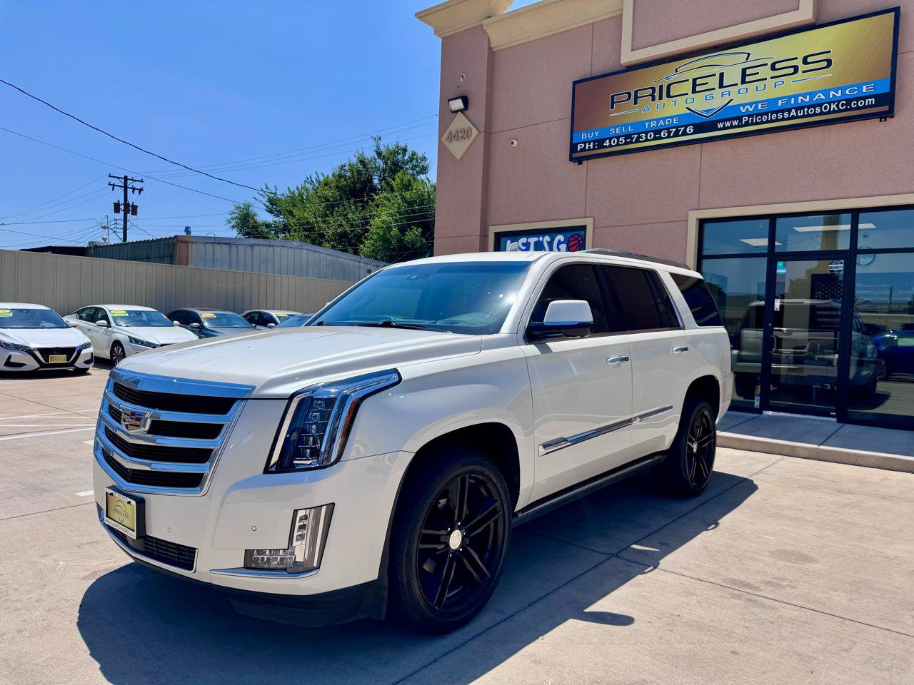 Used 2015 Cadillac Escalade Premium RWD image 8