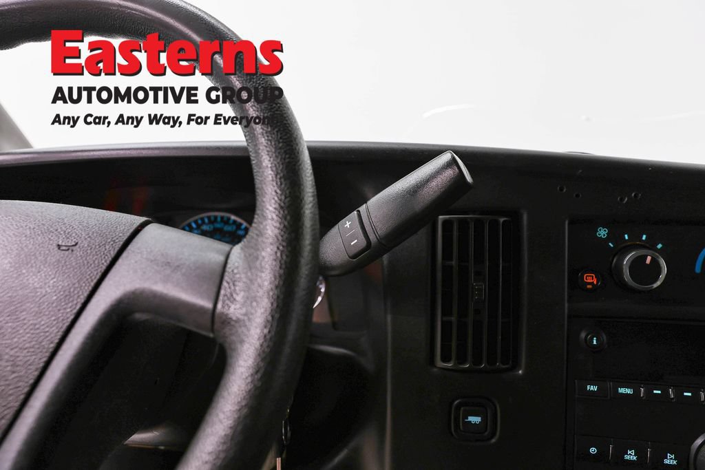 Used 2021 Chevrolet Express 2500 RWD image 12