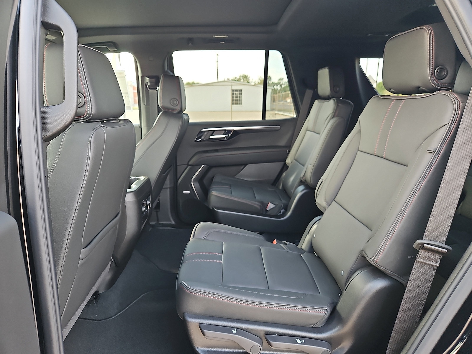 New 2026 Chevrolet Tahoe RST w/ Advanced Technology Package AWD/4WD image 11