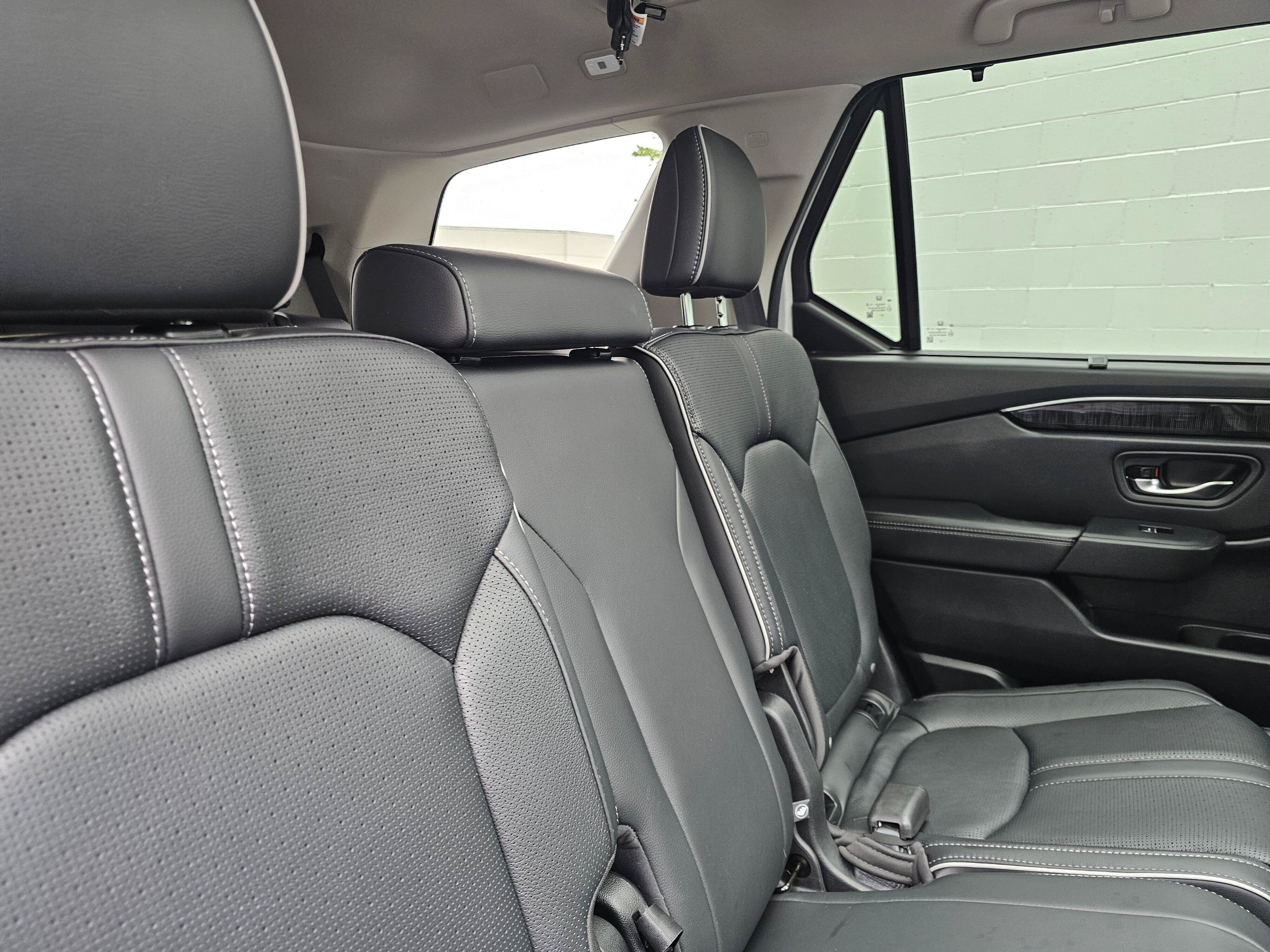 Certified 2023 Honda Pilot Elite image 12