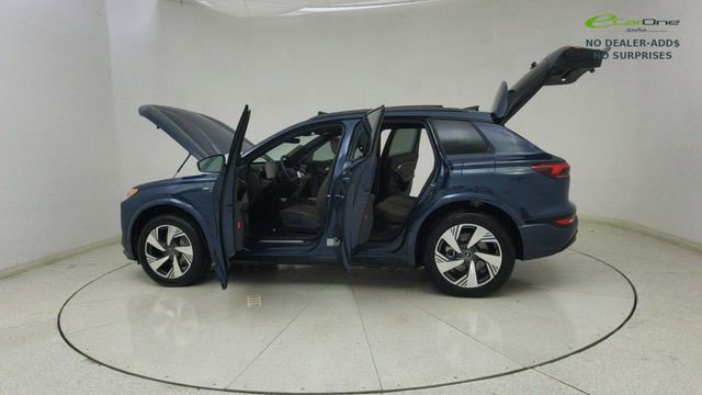Used 2025 Audi Q6 e-tron Premium w/ Convenience Package image 72