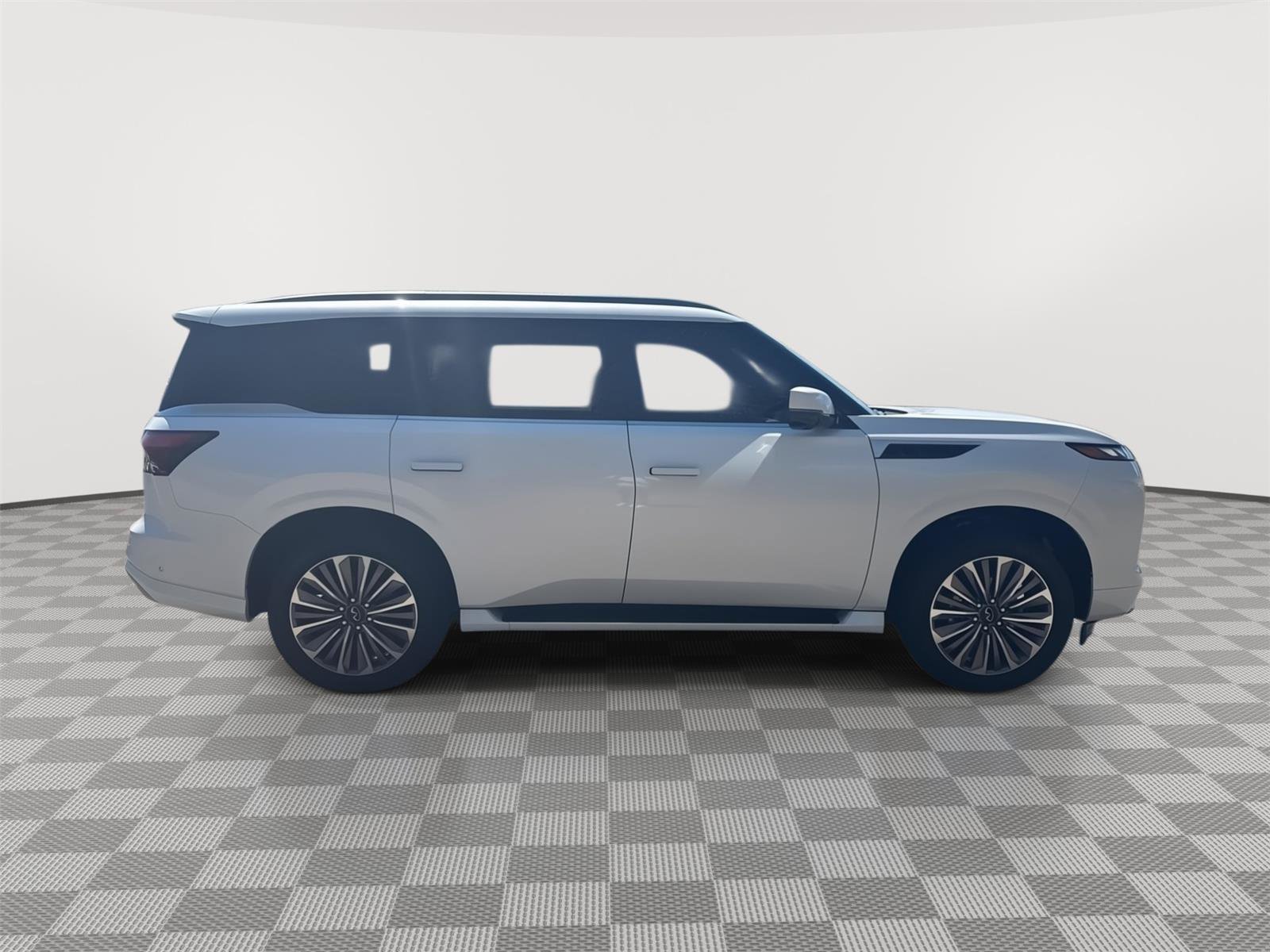 Certified 2025 INFINITI QX80 Sensory image 5