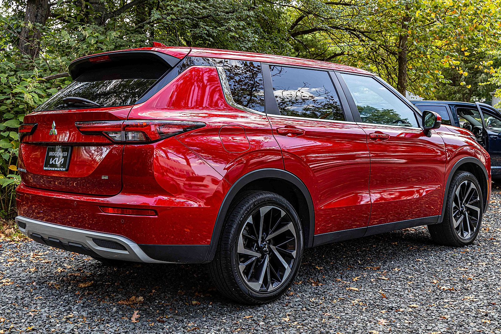 Used 2024 Mitsubishi Outlander AWD image 6