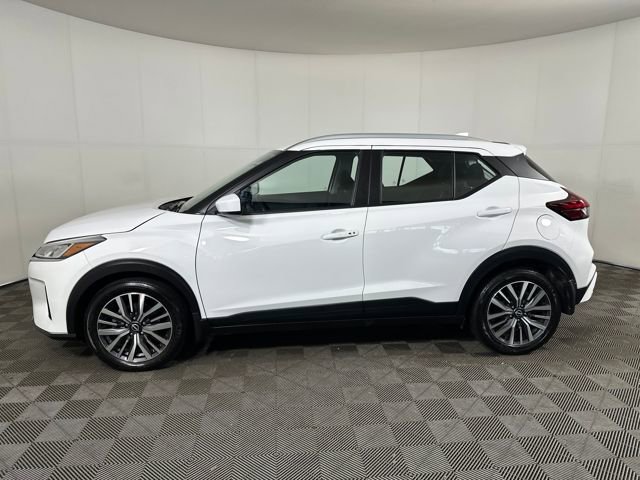Used 2024 Nissan Kicks SV image 6
