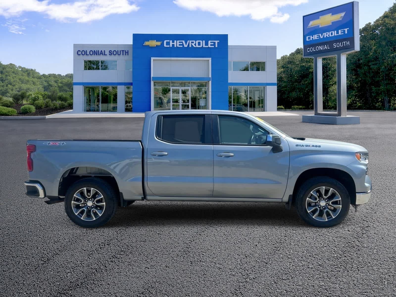 Certified 2023 Chevrolet Silverado 1500 LT AWD/4WD image 7