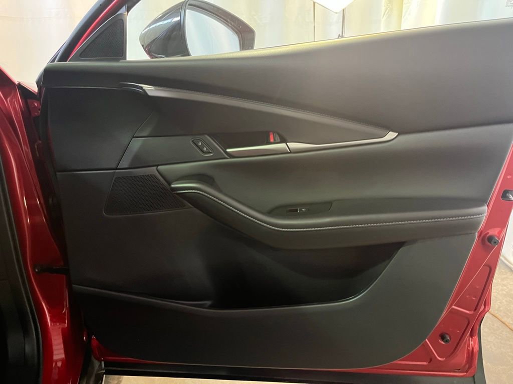 Certified 2025 MAZDA CX-30 AWD 2.5 S w/ Select Sport Pkg image 11