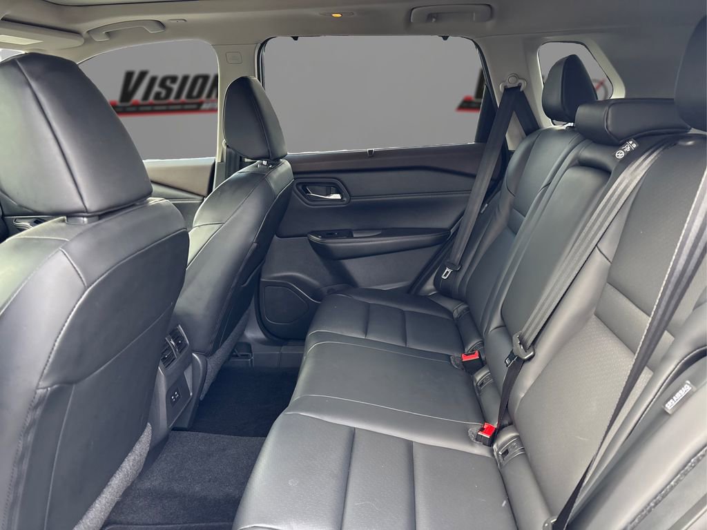 Used 2023 Nissan Rogue SV w/ SV Premium Package image 10