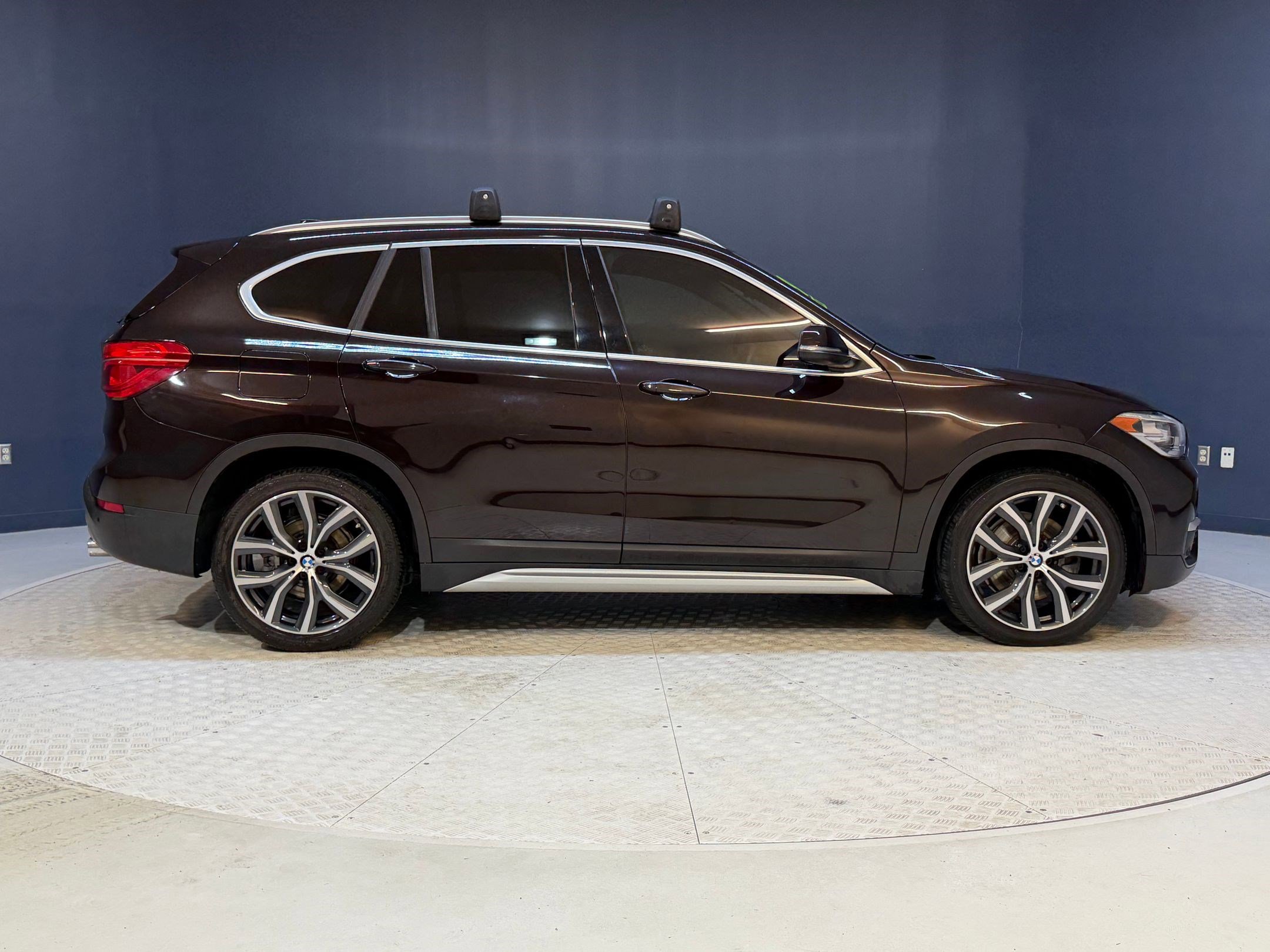 Used 2019 BMW X1 sDrive28i w/ Convenience Package image 8