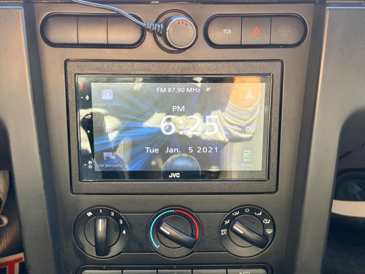 Used 2005 Ford Mustang GT Premium image 21