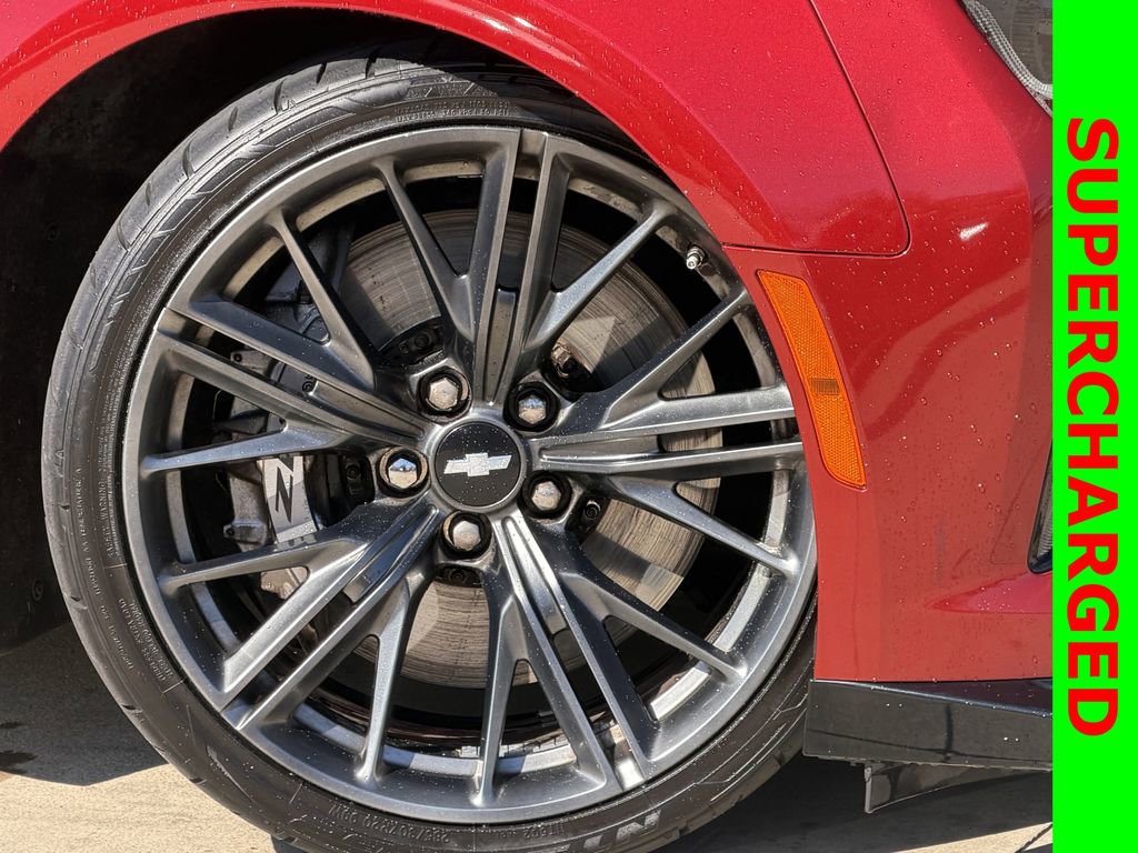 Used 2018 Chevrolet Camaro ZL1 image 10