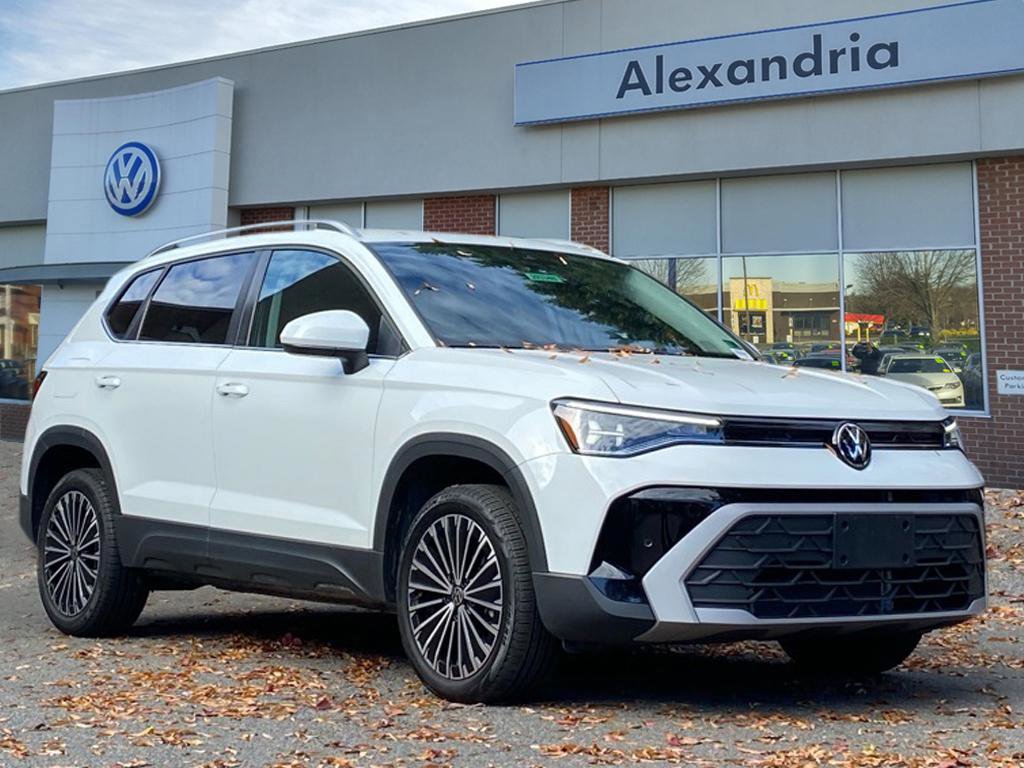 Used 2025 Volkswagen Taos SE