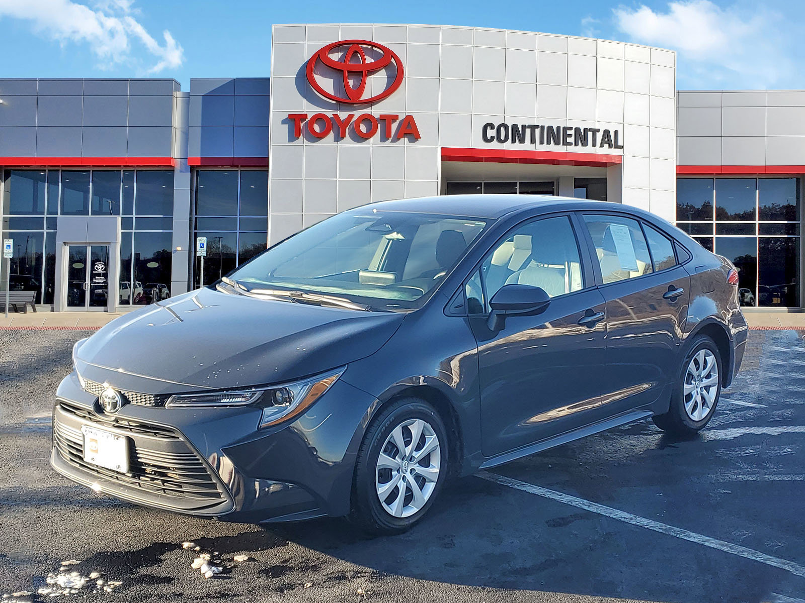 Certified 2024 Toyota Corolla LE image 3