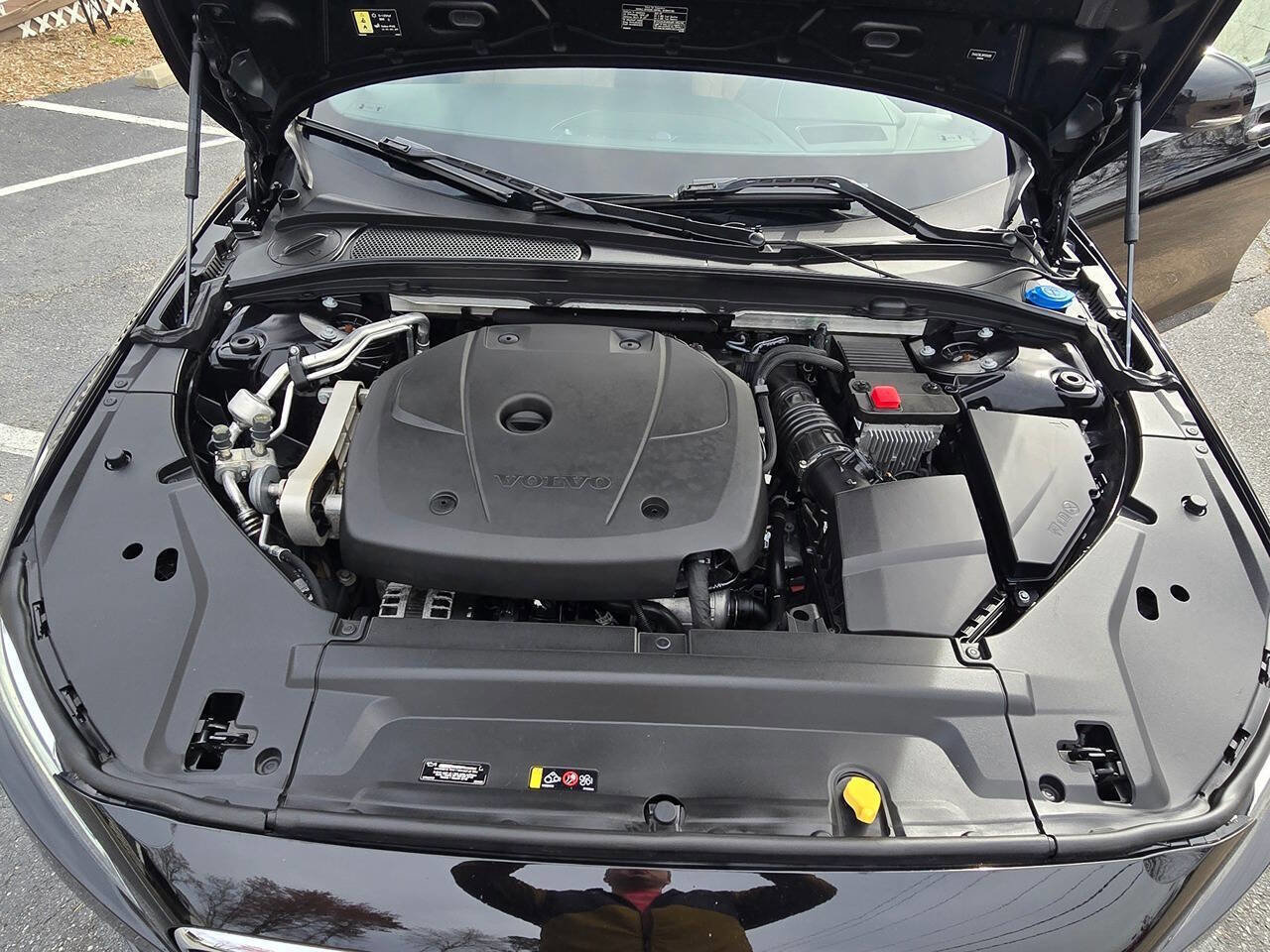 Used 2021 Volvo V90 T6 Cross Country image 30