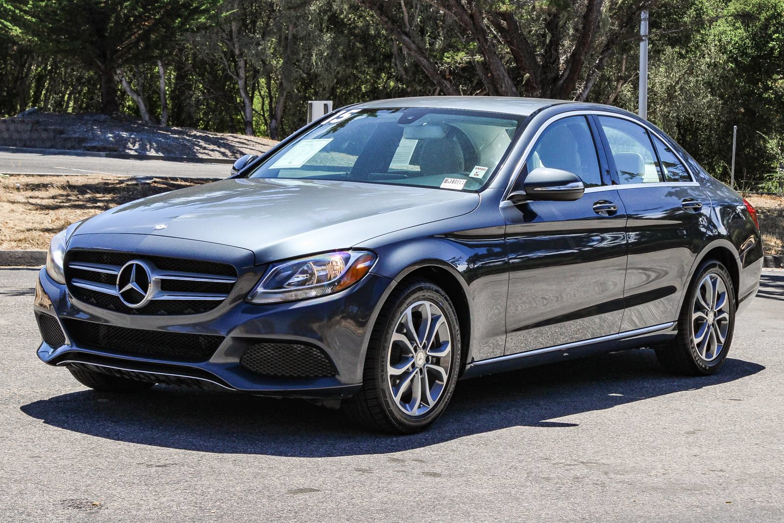 Used 2015 Mercedes-Benz C 300 Sedan image 3