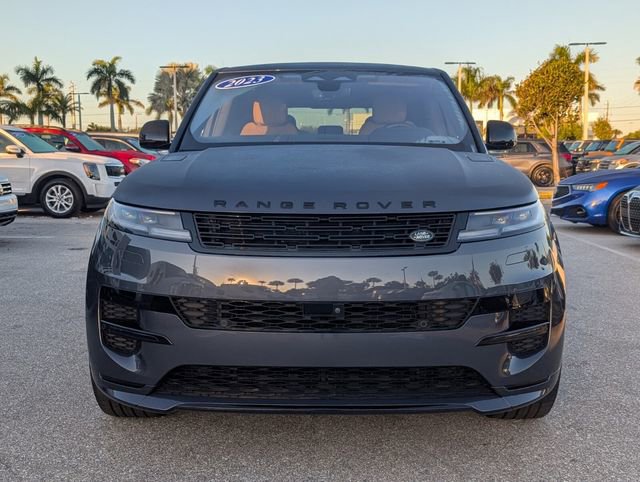 Used 2023 Land Rover Range Rover Sport SE Dynamic image 2