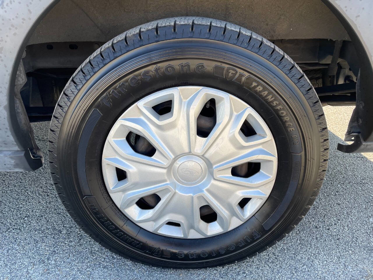 Used 2015 Ford Transit 150 XLT RWD image 11